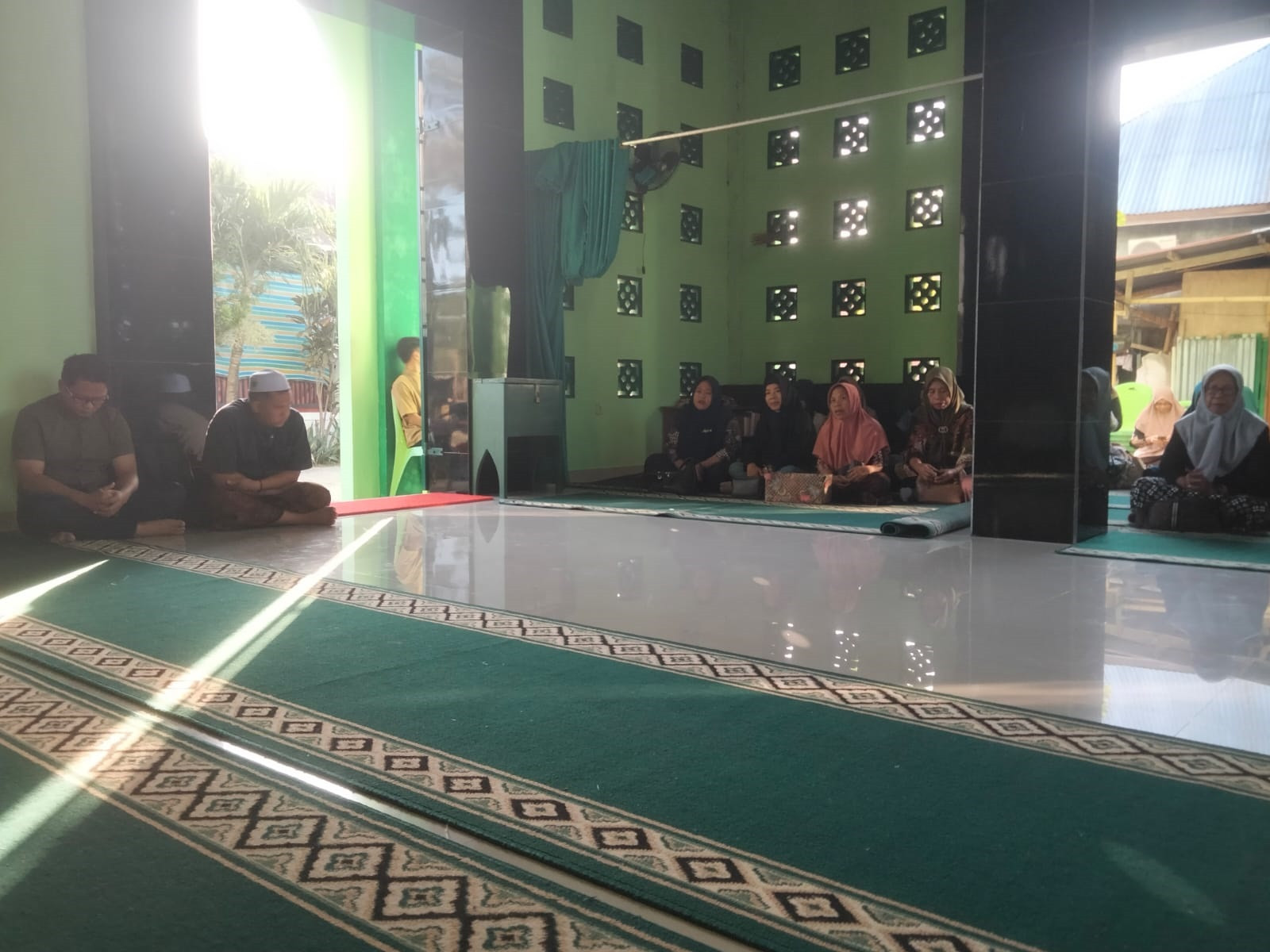 Babinsa Koramil 1315-01/Telaga Hadiri Kegiatan Navigasi Iman Perkuat Silaturahmi Bersama Warga Di Masjid Darul Taubah Desa Bulota 09858fd7-c6a7-463333333333333f2-9a44-c35b4c942654.jpg