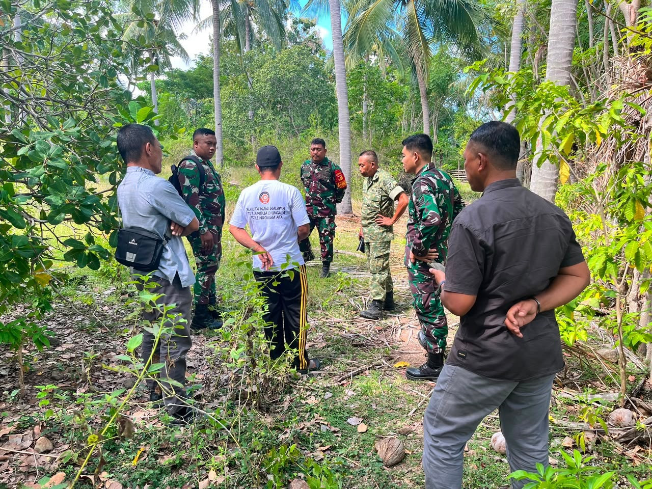 Personel Kodim 1315/Kabupaten Gorontalo Dampingi Peninjauan Lahan TNI AD Untuk Pembangunan Koramil Biluhu Mendatang 2f895c5a-494a-4c3333333333333333333333333333320-bf50-b5d529ab3a9f.jpg