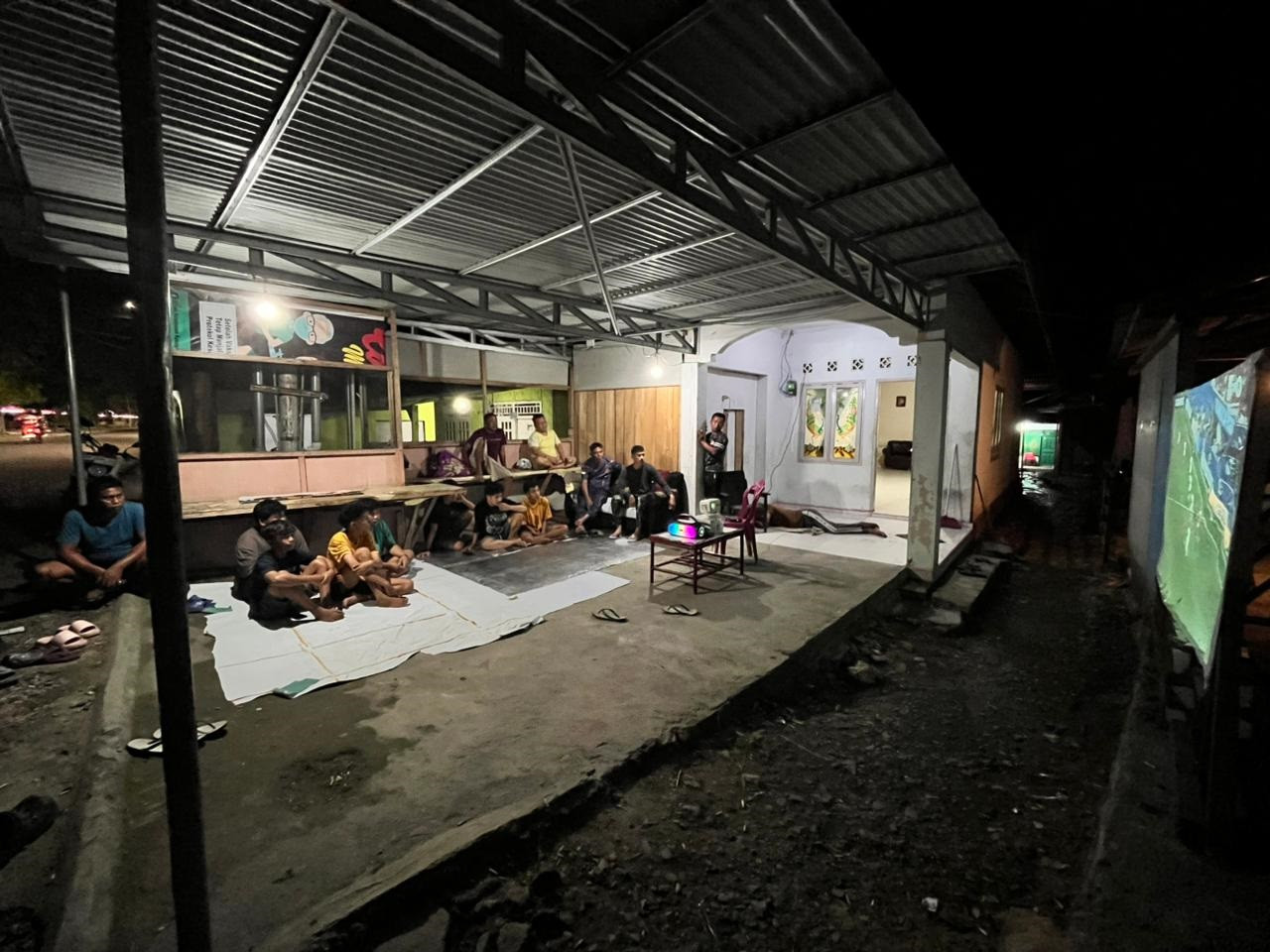 Personel Kodim 1315 Kabupaten Gorontalo Dan Warga Gelar Nonton Bareng Piala Dunia Penuh Kebersamaan 69b3c186-48d0-45dc-81f633333333333333333333333333333333333-a8dece5e3c41.jpg