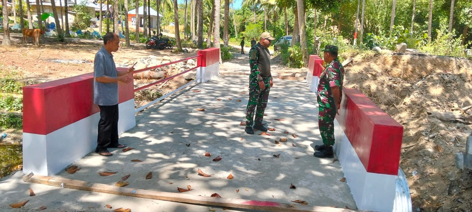 Peninjauan Dandim 1315/Kab. Gorontalo Pastikan Jembatan Armco Desa Ulapato B Siap Layani Mobilitas Masyarakat Dengan Aman 7ad09625-4beb-464444444444444444444444447c-a0fd-713ebb2a70c9.jpg
