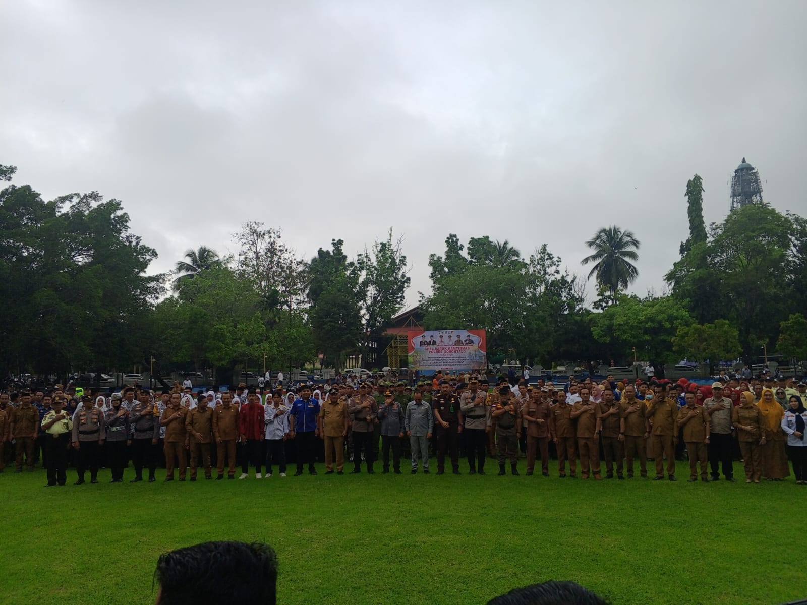 Sinergi Pengamanan Penas Petani Nelayan 2026, Personel Kodim 1315 Kab. Gorontalo Ikuti Apel Sabuk Kamtibmas Bersama Forkopimda 7e08015d-1403-4d44-8195-953035971b59.jpg