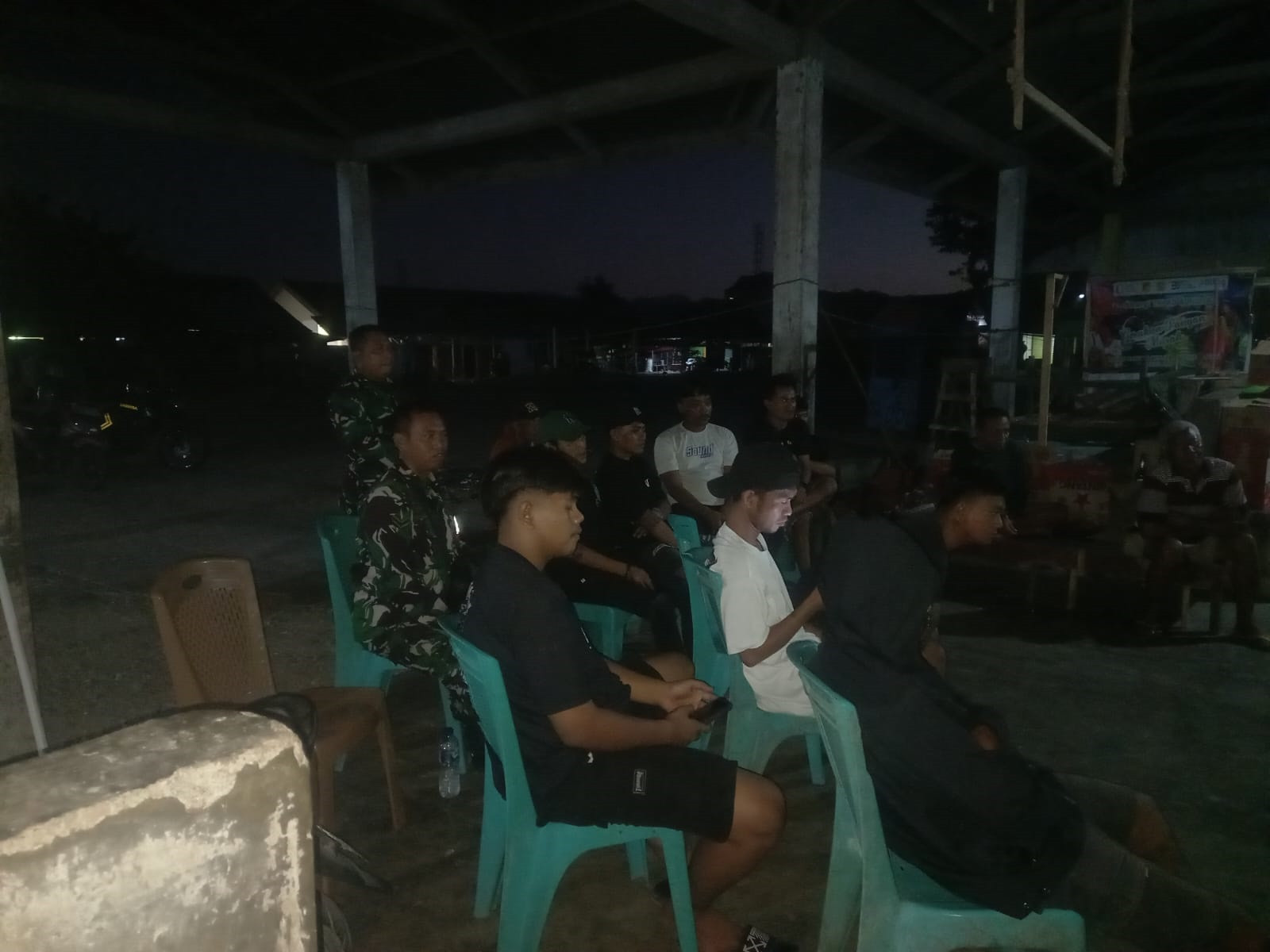 Warga Tiga Desa Binaan Antusias Ikuti Nonton Bareng Piala Dunia 2026 Bersama Personel Koramil 1315-01/Telaga 8c6dd13c-a81a-43633333333333333333b-8644-0c7ae980186e.jpg