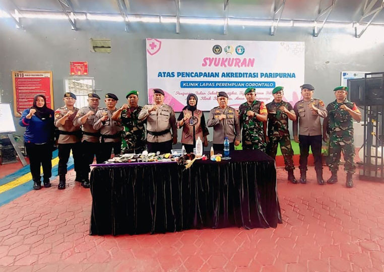 Sinergi Koramil 1315-02 Limboto dan Aparat Lapas Perempuan Gorontalo Wujudkan Keamanan Melalui Penggeledahan Blok Hunian Rutin WhatsApp_Image_2026-02-06_at_14_28_27.jpg