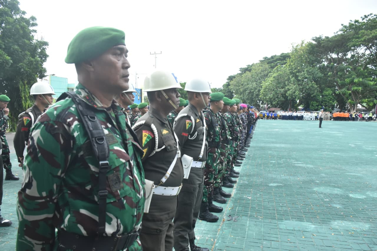 Kasi Ops Korem 133 Nani Wartabone Hadiri Apel Gelar Pasukan Operasi Ketupat Otanaha 2026 b3c433a4-2b80-4dc3-9987-128d916a2a9c.jpg